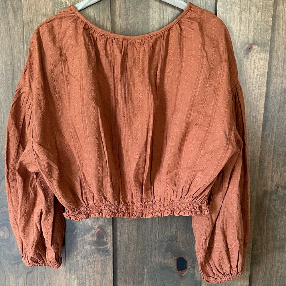 NWT Women’s Universal Thread Cropped Top - Picture 2 of 9